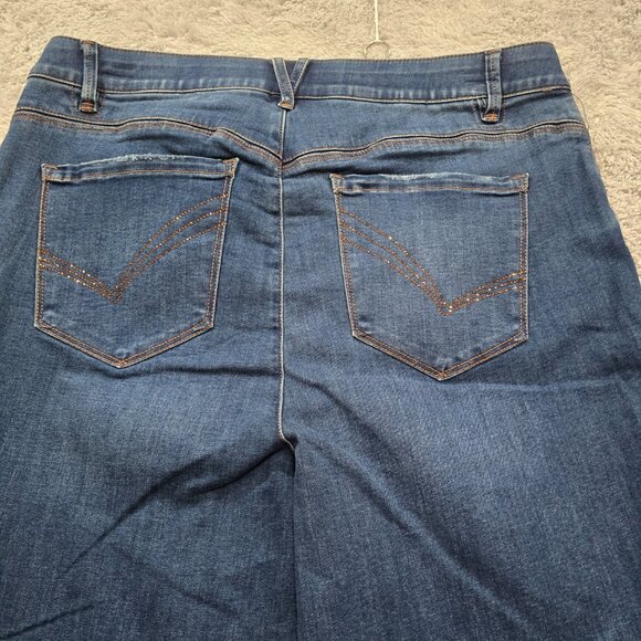 Democracy Itty Bitty Bootcut Cascading Rhinestone Detail Denim Jean Sizes NEW - Picture 11 of 14